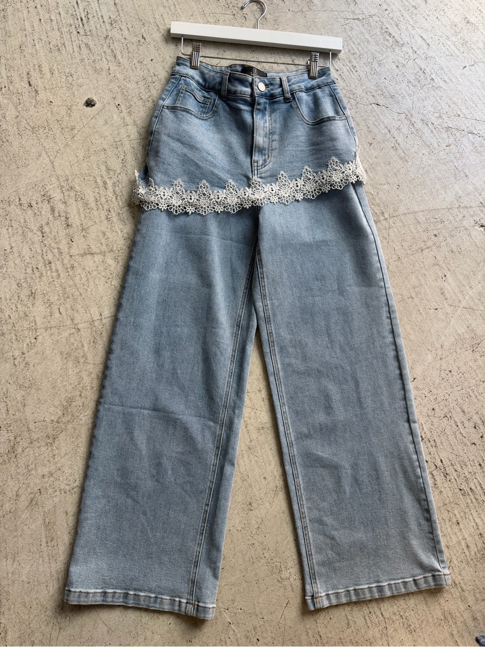 Blue Wide-Leg Jeans with Lace Trim - Women's Casual Denim